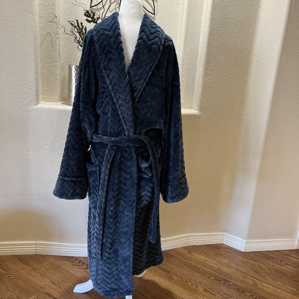DANIEL BUCHLER Mens Dark Blue Herringbone Chevron Long Plush Robe L/XL EUC Lux